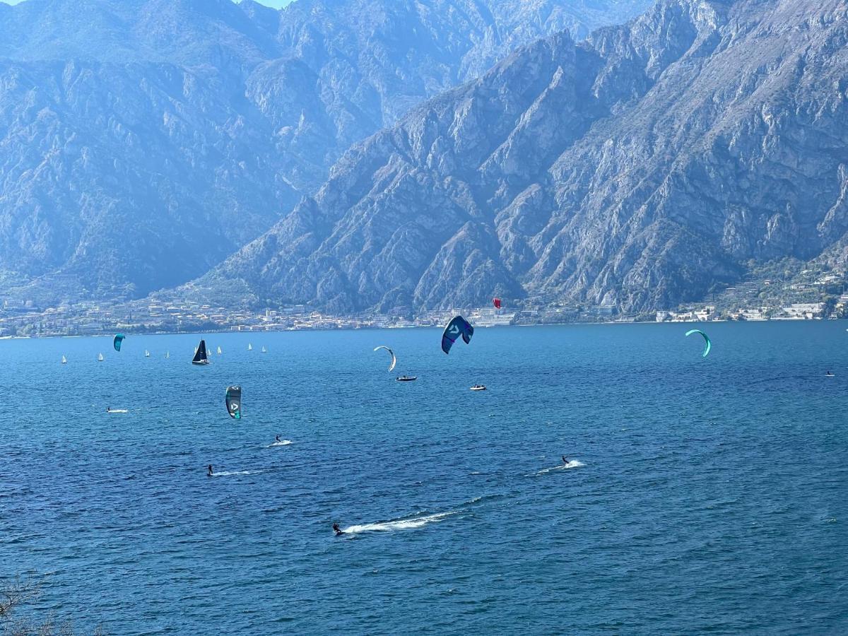 Wind Hotel Malcesine Bagian luar foto