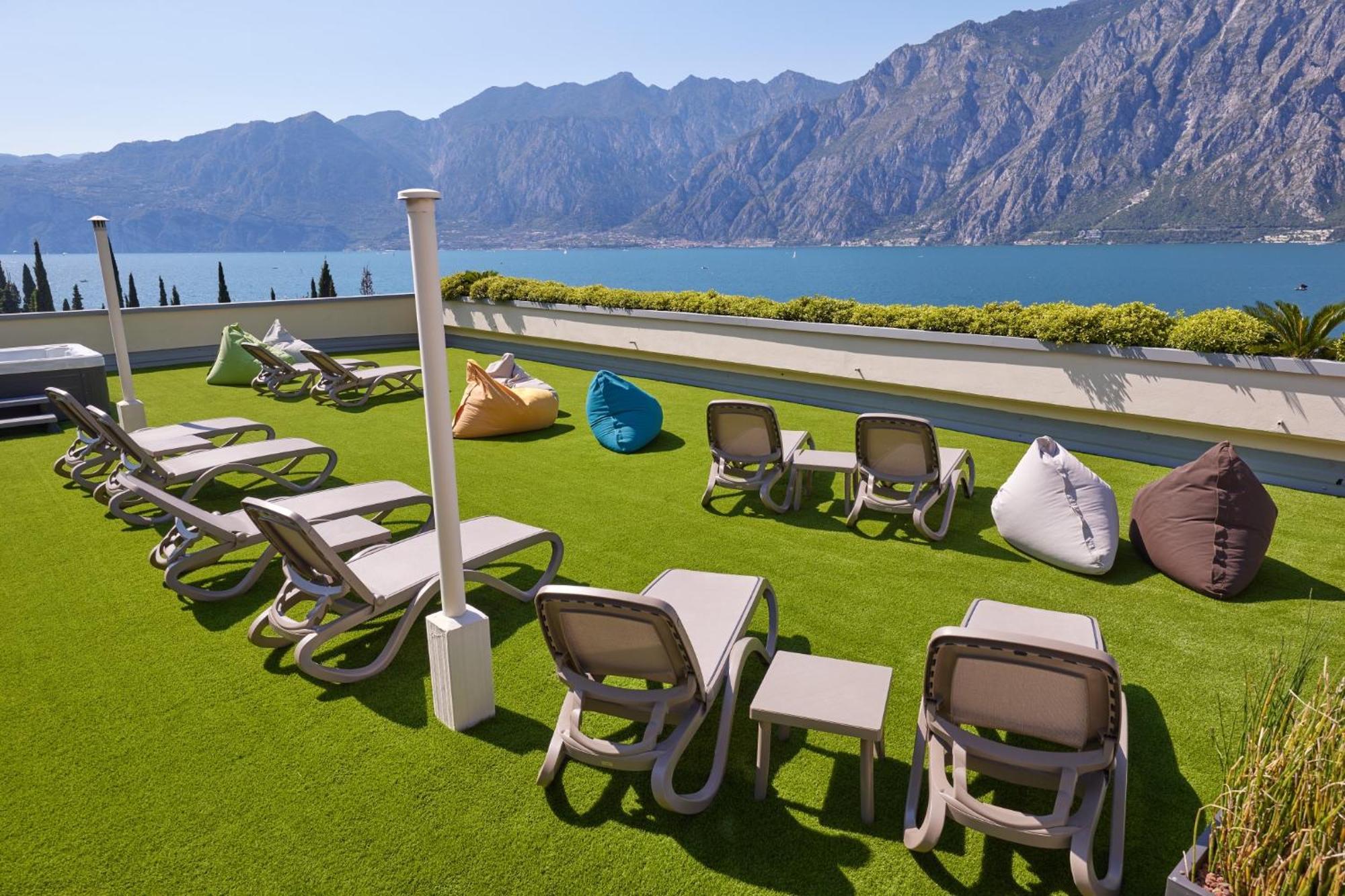 Wind Hotel Malcesine Bagian luar foto
